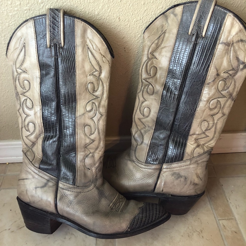 Vintage looking cowboy boots